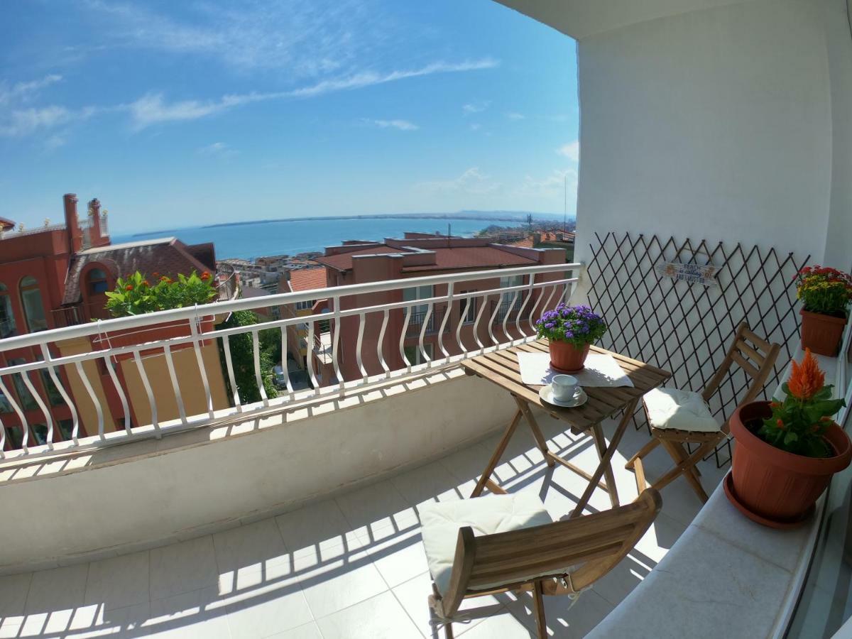 Apartment In St. Vlas With Terrace Sveti Vlas Dış mekan fotoğraf