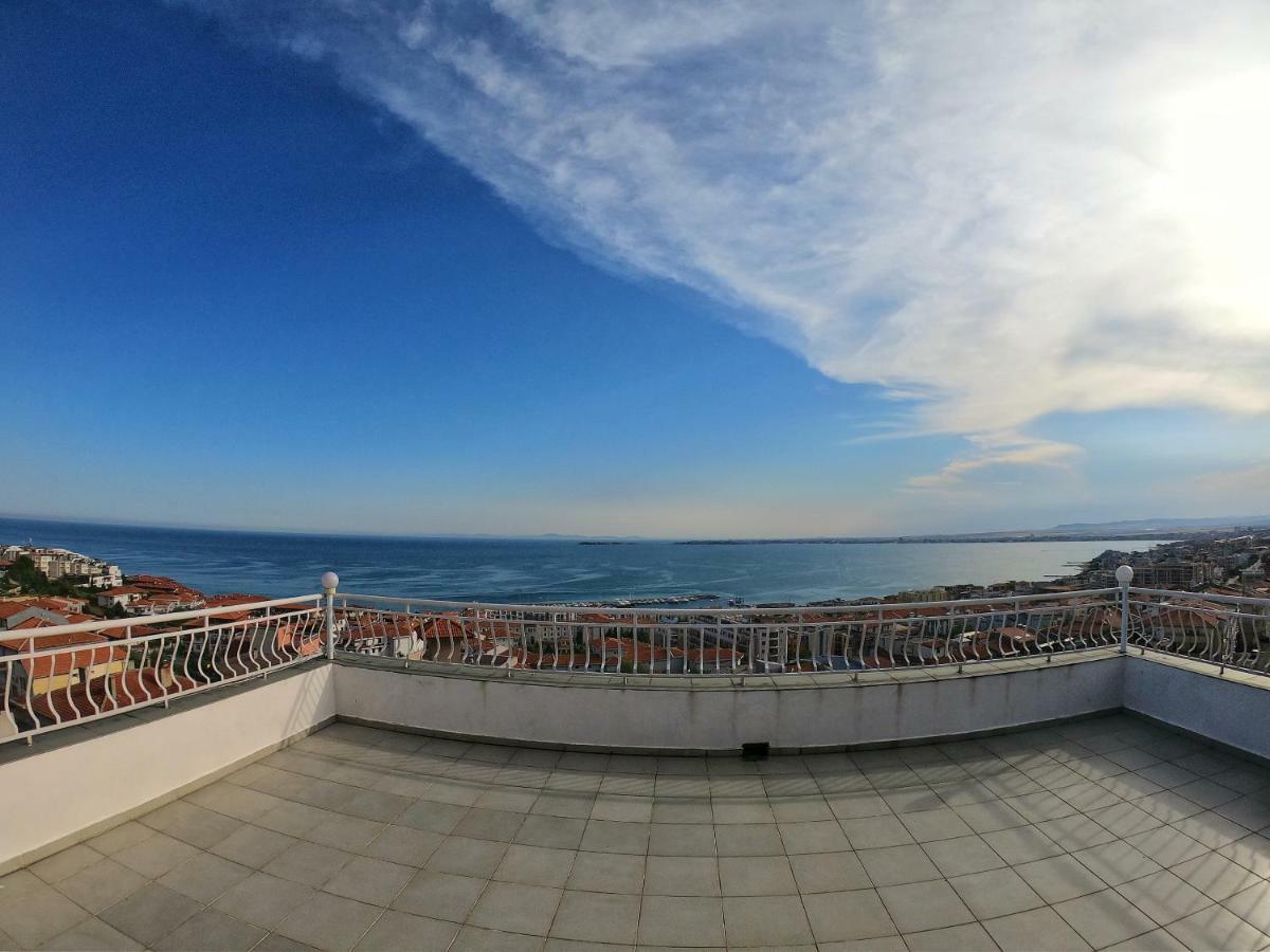 Apartment In St. Vlas With Terrace Sveti Vlas Dış mekan fotoğraf