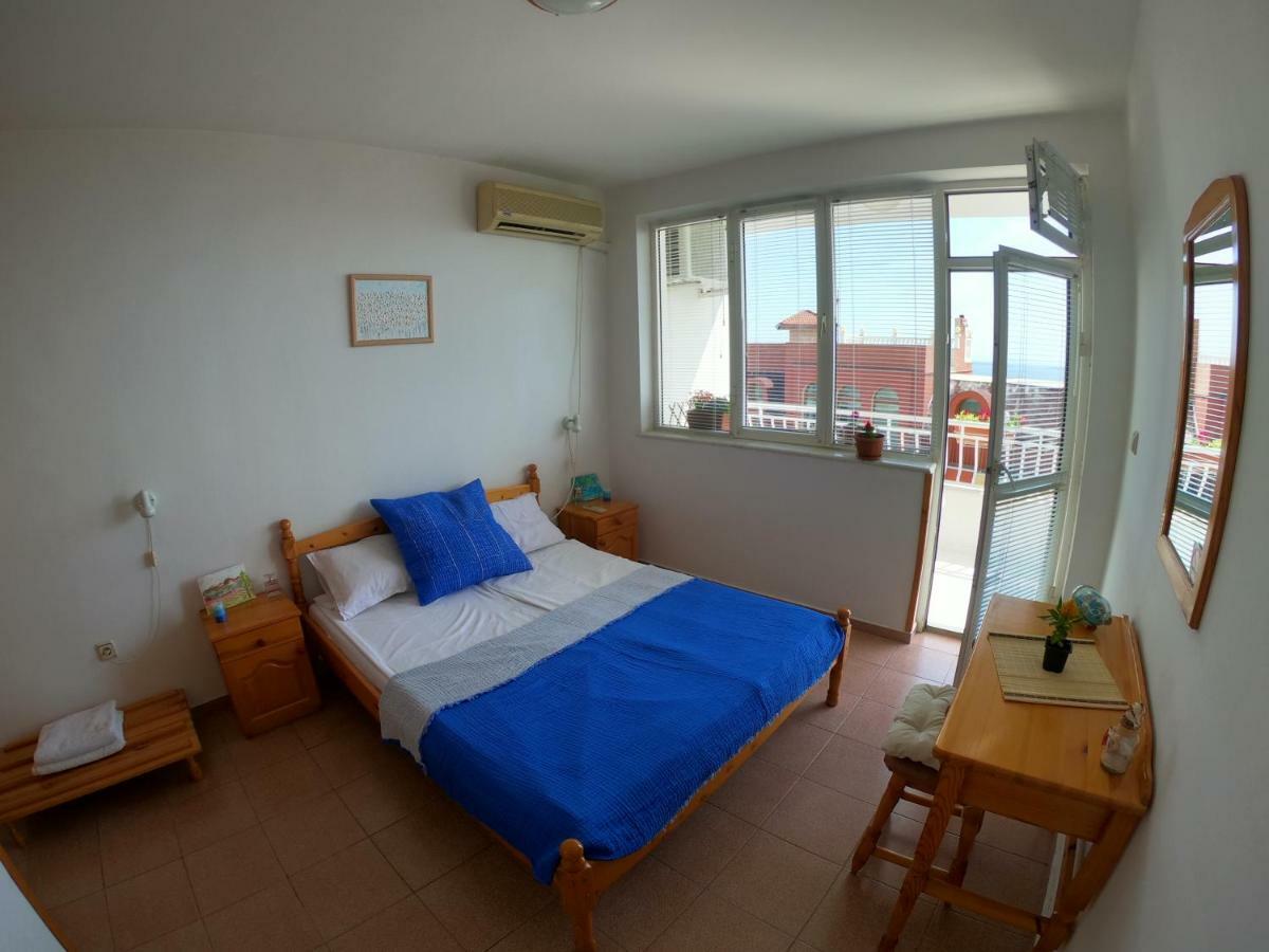 Apartment In St. Vlas With Terrace Sveti Vlas Dış mekan fotoğraf