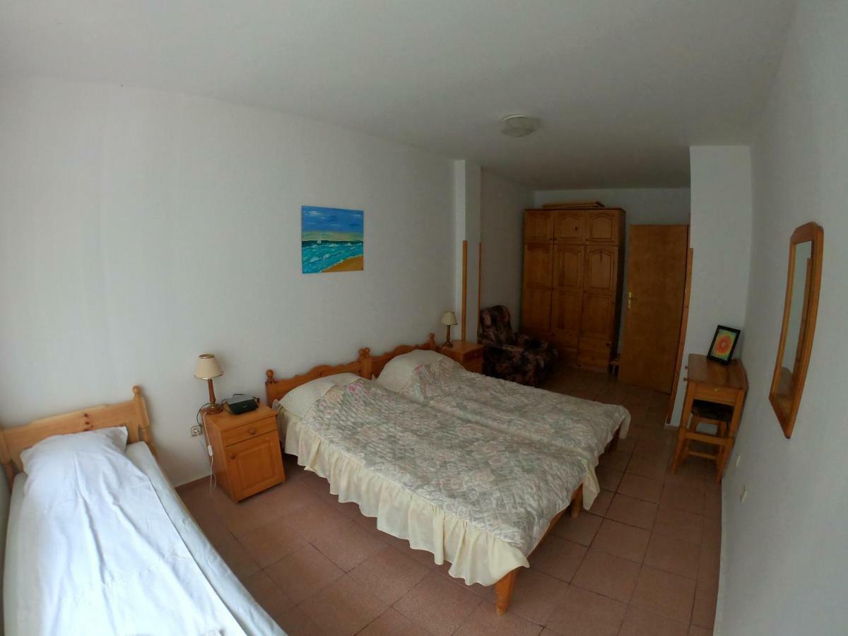 Apartment In St. Vlas With Terrace Sveti Vlas Dış mekan fotoğraf